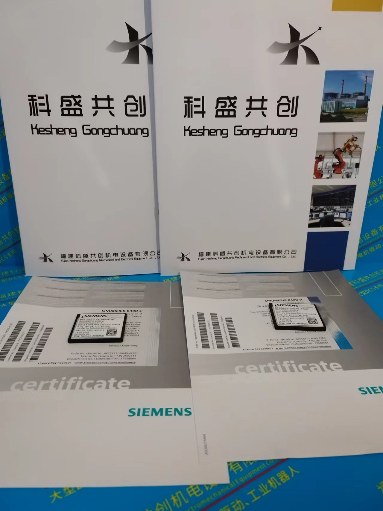 SIEMENS	6SL3210-1SE16-0UA0	變頻器