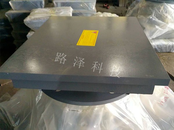 成品彈性鋼支座固定支座QZ2000GD