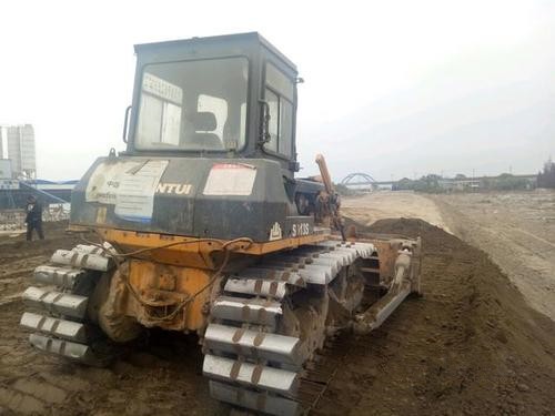 SD13S濕地型推土機(jī)
