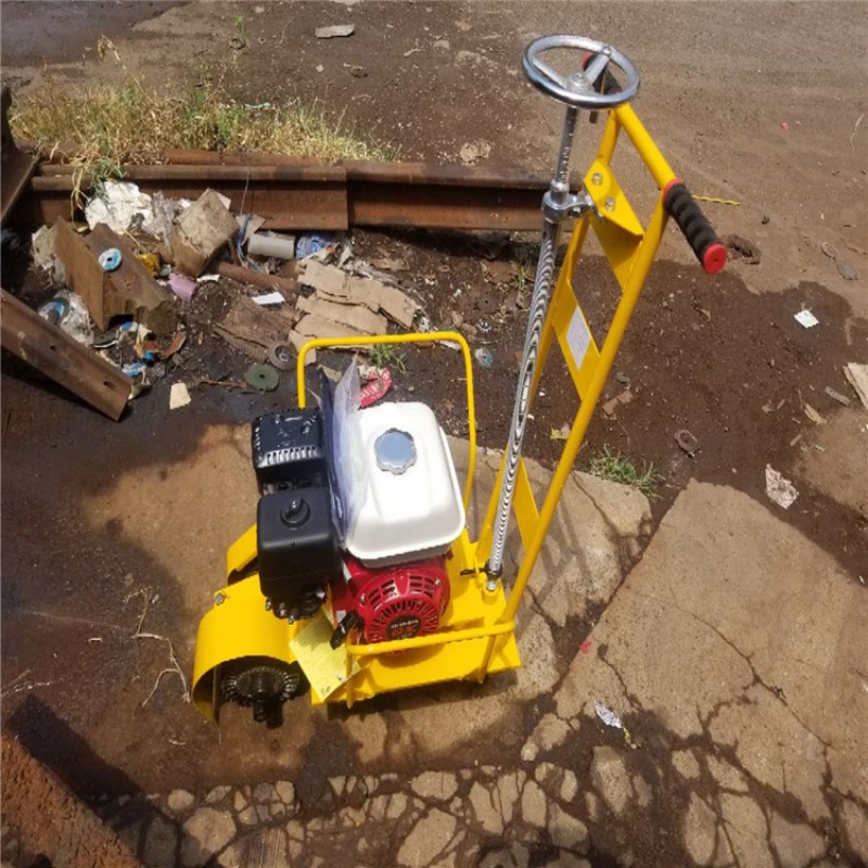 內(nèi)燃鋼軌除銹打磨機(jī)