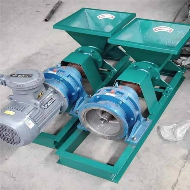 高效螺旋炮泥機 金屬礦山隧道施工 5.5KW 可調(diào)速炮泥制作專用設(shè)備