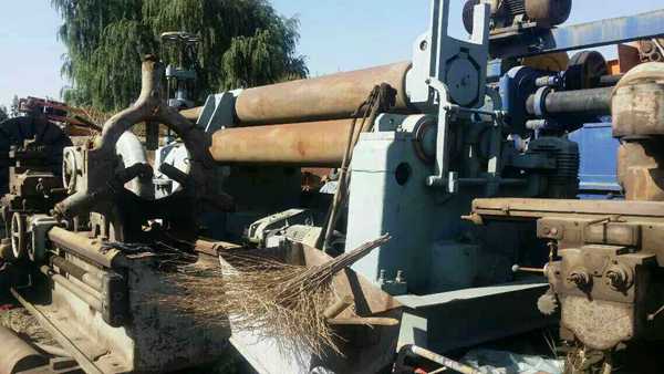 出售二手鞍鋼400-2.5米卷板機