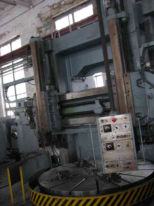 二手俄羅斯2.5米立車