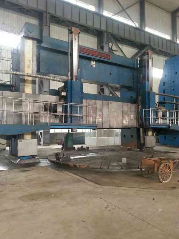 二手齊一8米數(shù)顯立車