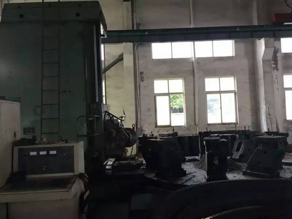 供二手武重5米滾齒機(jī)床一臺(tái)