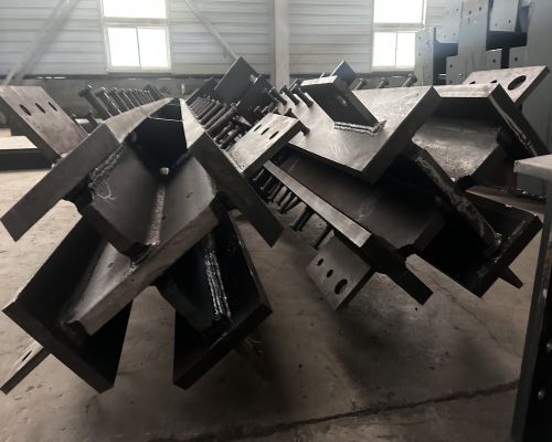 箱型柱生產(chǎn)廠家  質(zhì)量放心 價(jià)格合理 北京博泰鋼構(gòu)