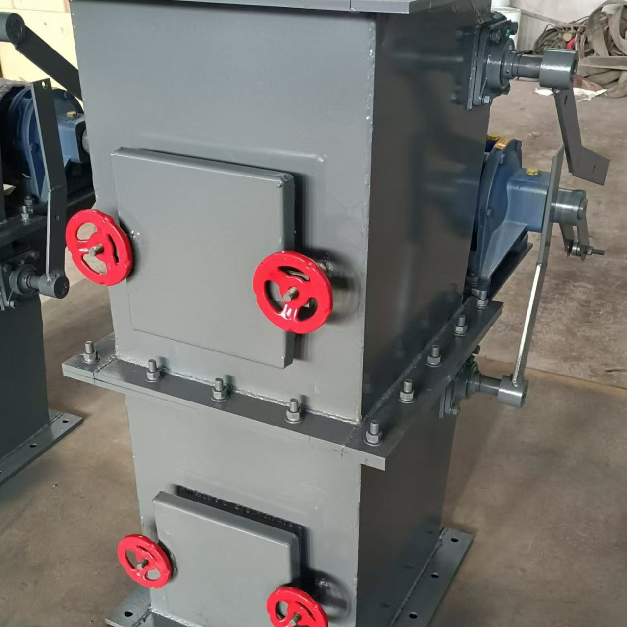 雙層電動(dòng)鎖風(fēng)翻板閥的原理