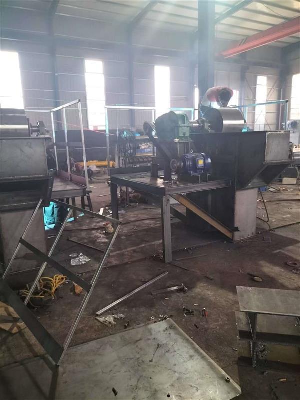 斗式提升機(jī)的結(jié)構(gòu)