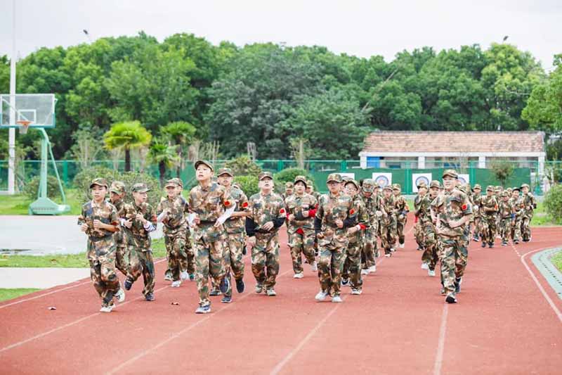 蘇州青少年戶外拓展活動營地教育暑期軍事夏令營體驗課火熱報名中