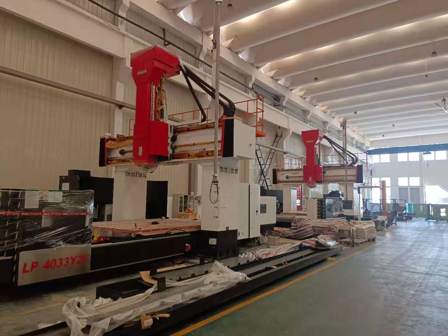 lp3028亞崴機床龍門加工中心