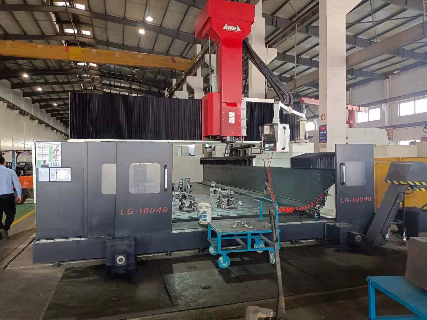 亞崴機(jī)電LG10040龍門加工中心