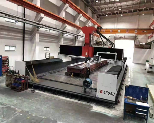 nvp3015亞崴龍門加工中心價格實惠