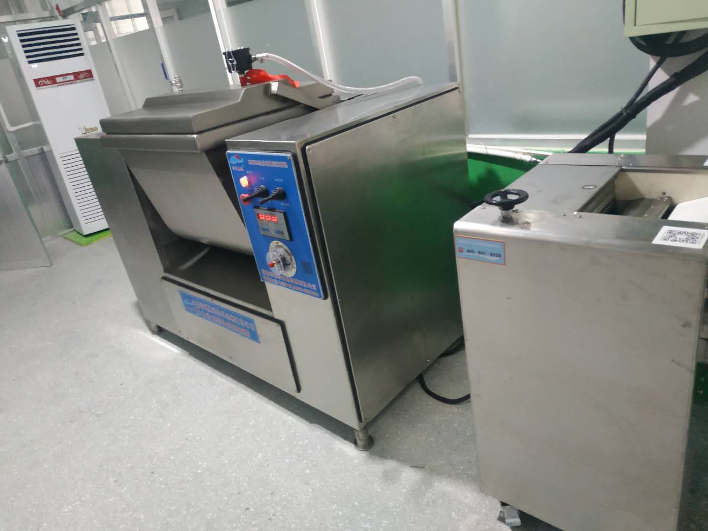 生胚包子制作方法和技術(shù)138 6364 6772速凍包子真空和面機(jī)的好處