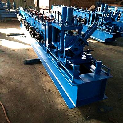 達(dá)威-液壓數(shù)控大棚雙膜骨架設(shè)備成型帶沖孔