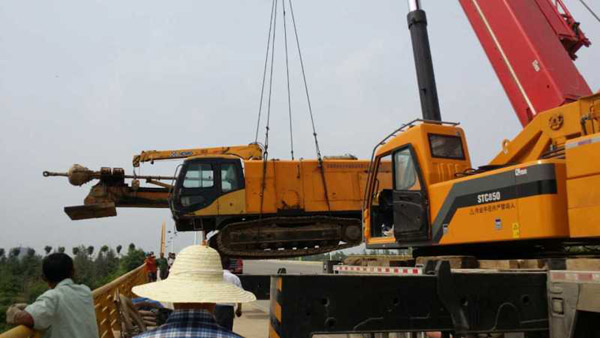 莞城東正吊車莞城區(qū)東正社區(qū)吊車出租莞城吊車出租服務(wù)公司