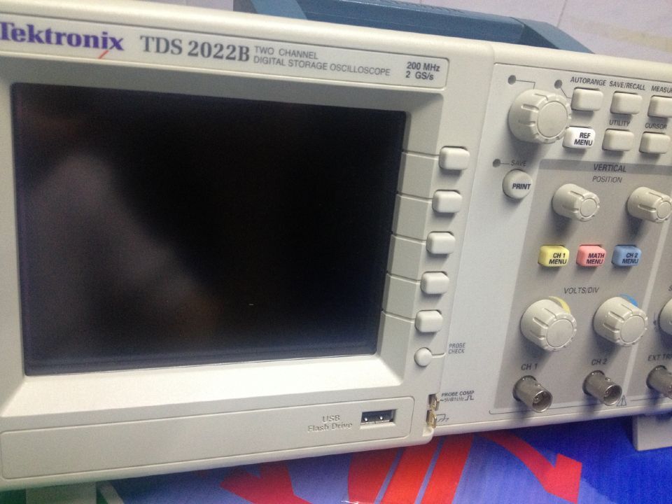 大量供應(yīng)回收TDS2022B TDS2014C示波器