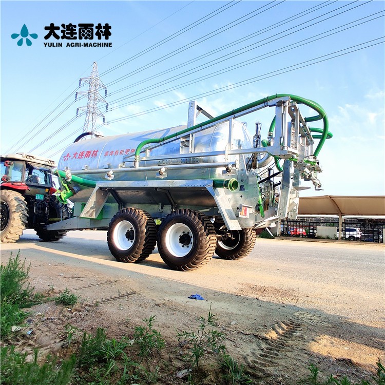 大連雨林廠家供液體肥施肥罐車 液體有機(jī)肥灑糞機(jī)