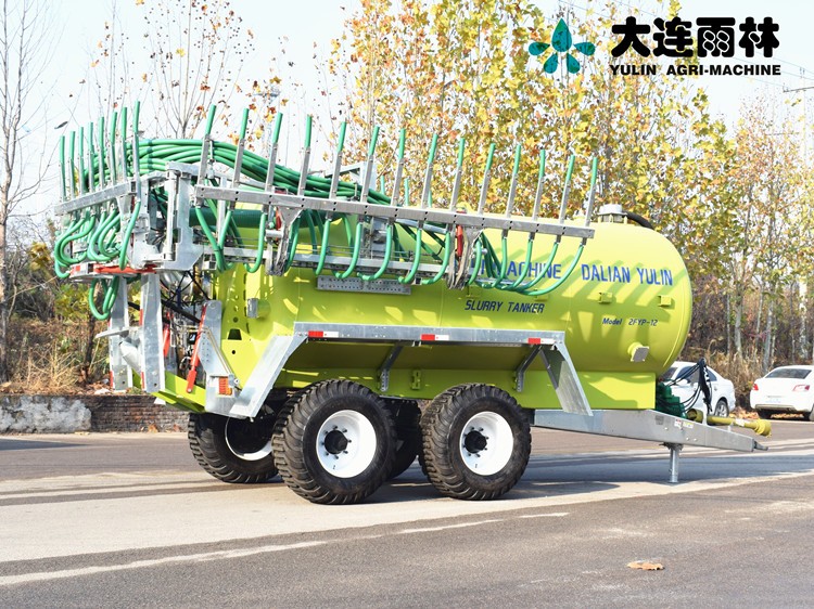 大連雨林12立方新型液態(tài)灑糞車 沼液施肥機(jī) 液態(tài)有機(jī)肥撒施機(jī)