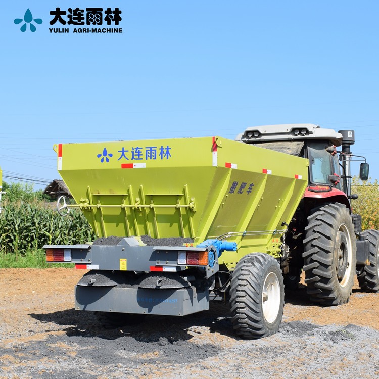 大連雨林6方雙圓盤撒糞機(jī) 豬糞揚糞機(jī)多功能撒肥機(jī)