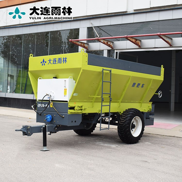 大連雨林8方雙圓盤有機(jī)肥撒肥機(jī) 有機(jī)肥撒糞機(jī) 揚糞車