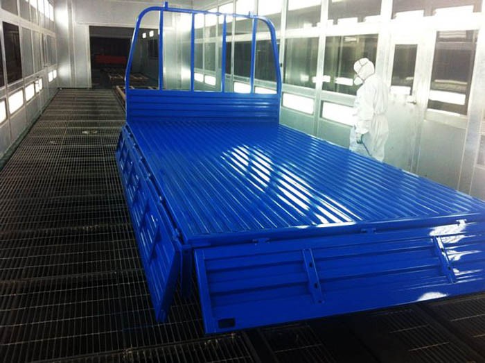 山東高密東興機(jī)械-噴漆房設(shè)備