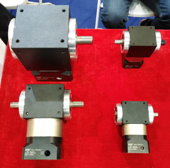 行星轉(zhuǎn)向器行星換向器