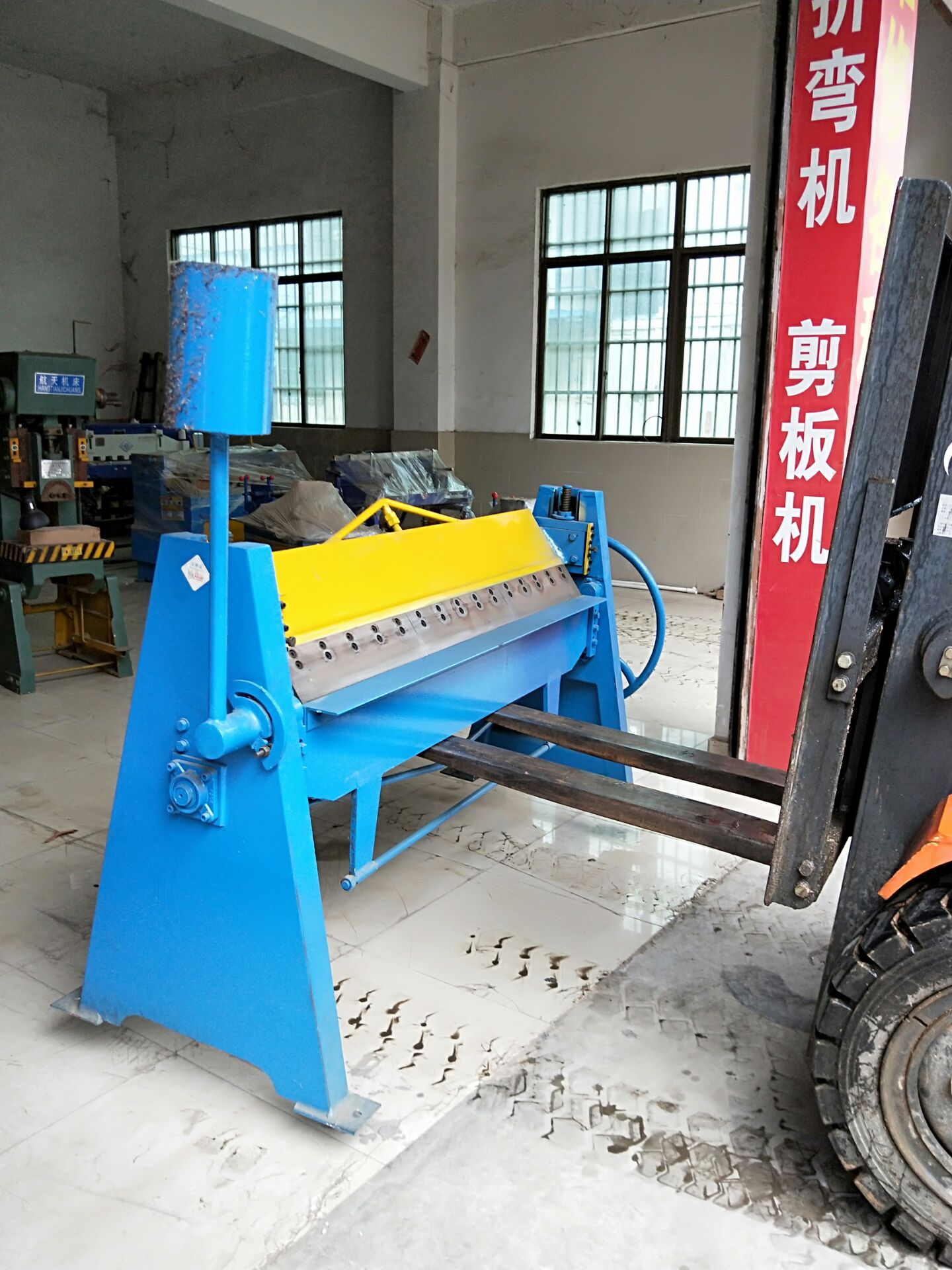 1.5米手動折彎機    宜豐白鐵折邊機  電動咬口機