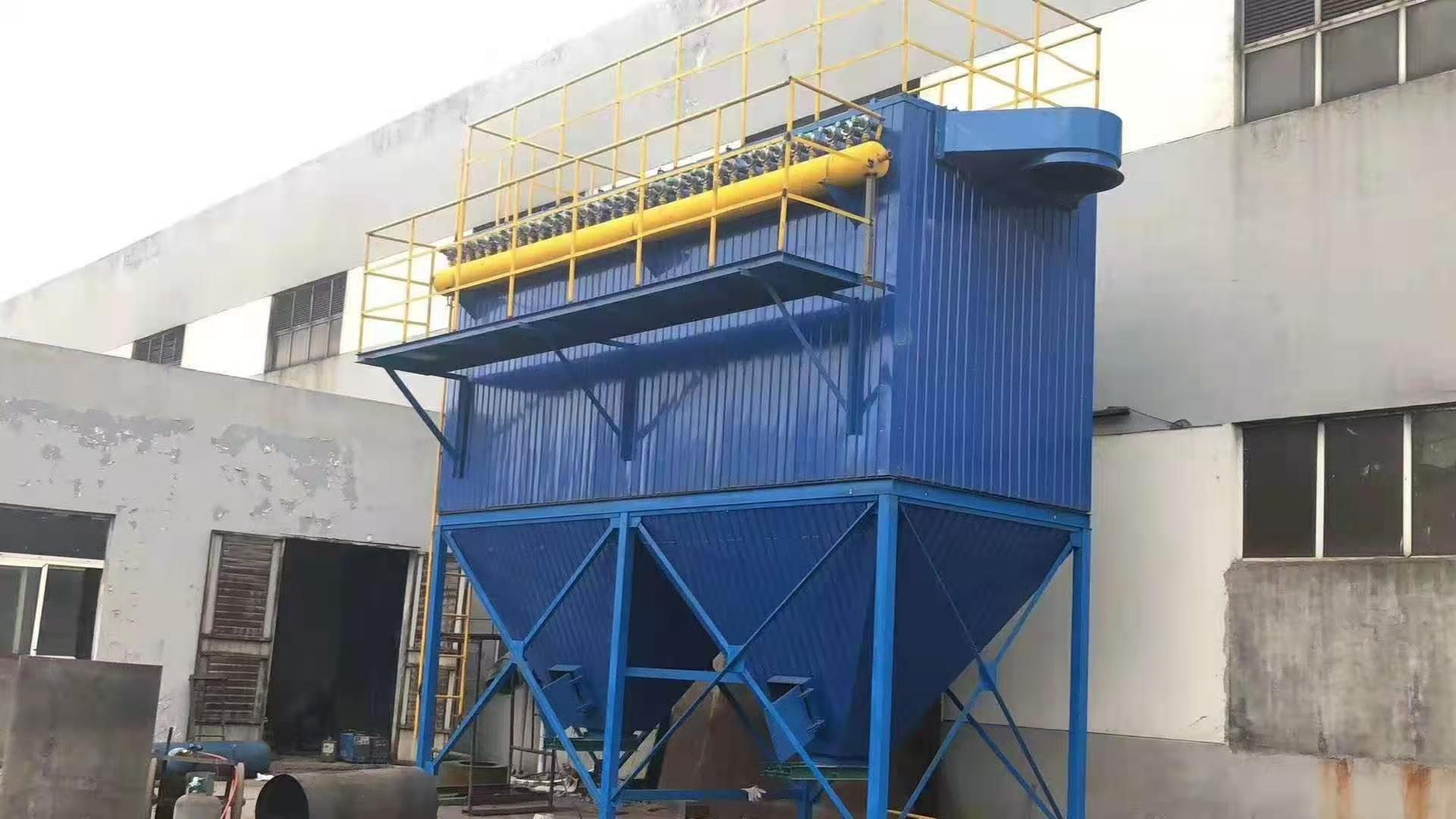 河南脈沖除塵器 工業(yè)粉塵處理設(shè)備 泊頭富東