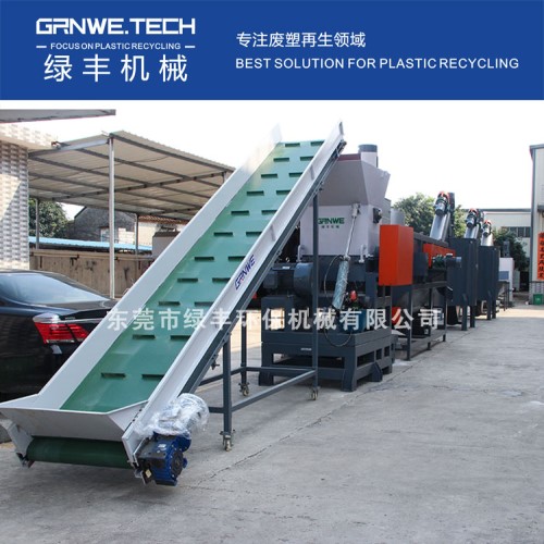 礦泉水瓶破碎清洗生產(chǎn)線 PET塑料廢棄瓶高溫?zé)嵯捶诌x分離設(shè)備