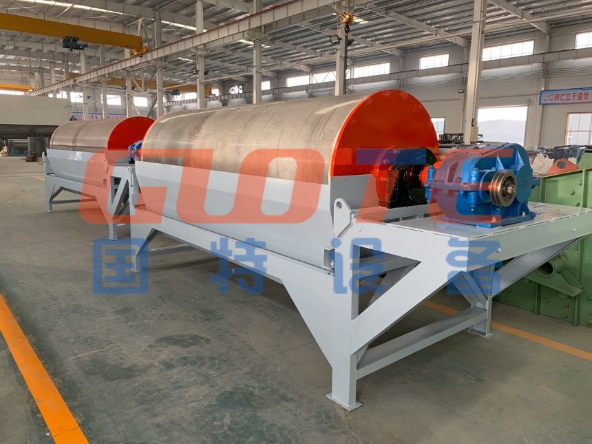 山東永磁滾筒磁選機(jī)/筒式濕式磁選機(jī)