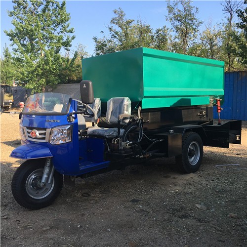 新疆畜牧養(yǎng)殖新款撒料車廠家