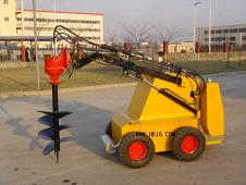 小型滑移深挖坑機(jī) 鉆孔機(jī)