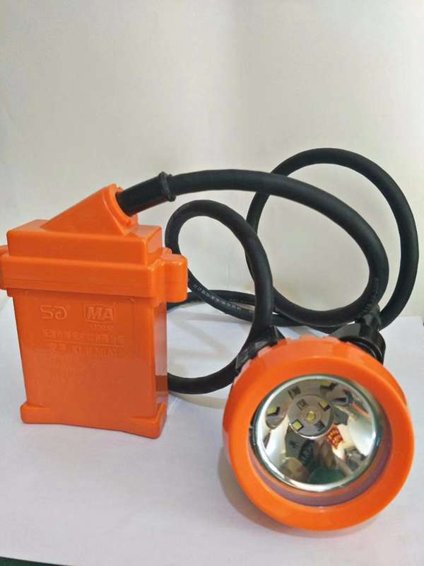 廠家直銷煤礦井下照明礦燈  LED礦燈 25小時連續(xù)點燈