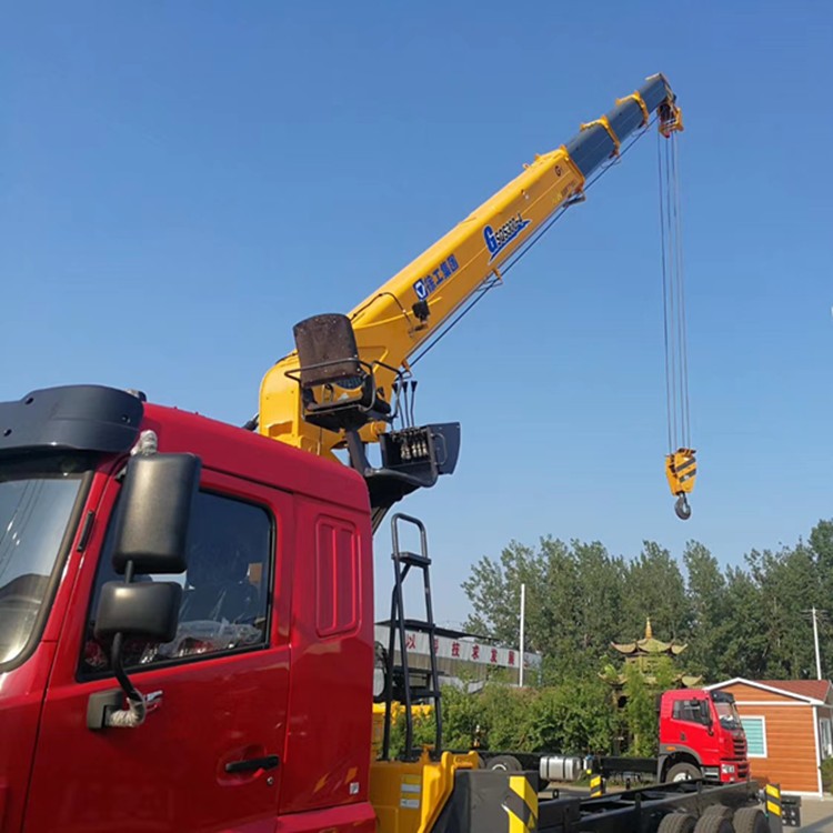 徐工12噸隨車吊廠家直銷東風(fēng)底盤