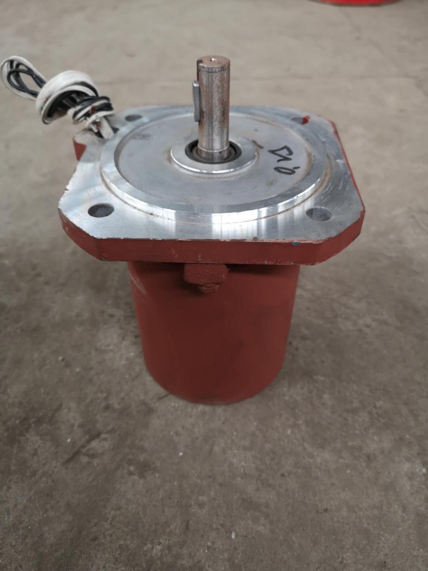 閥控電動機(jī)YDF-212-4 YDF2-212-4