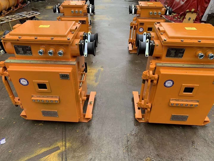 浙江滬東QJZ-60、80、120N型礦用隔爆兼本質(zhì)安全型可逆真空電磁起動(dòng)器