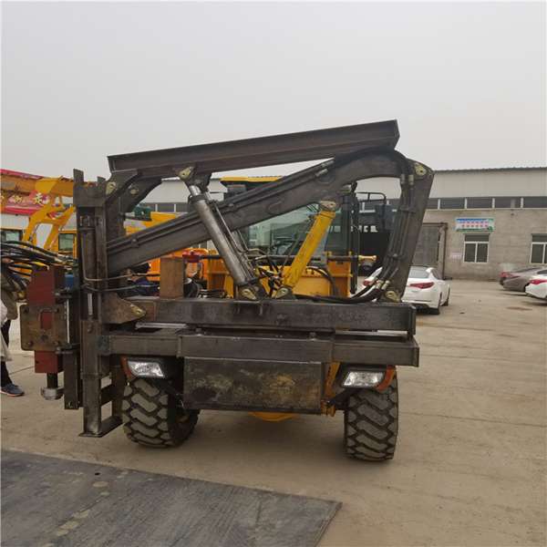 直銷裝載機(jī)液壓護(hù)欄打樁機(jī) 公路護(hù)欄打樁機(jī) 高速護(hù)欄打樁機(jī)廠家