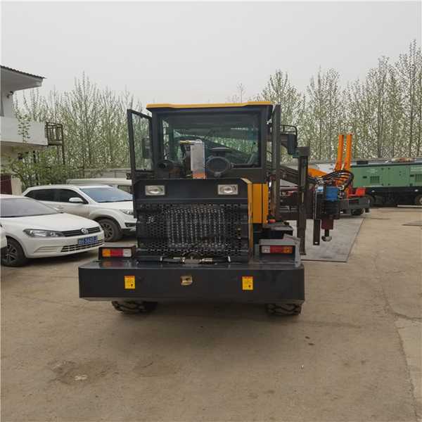 供應(yīng)裝載機(jī)護(hù)欄打樁機(jī) 高速公路護(hù)欄打樁機(jī) 裝載機(jī)護(hù)欄打樁機(jī)廠家