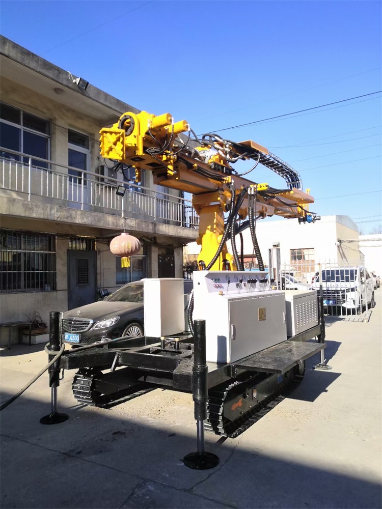 50型高壓旋噴樁坦克鉆機(jī) 全液壓50米錨固鉆機(jī)