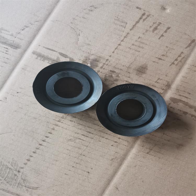 河北BW450/8泥漿泵活塞 井下泥漿泵皮碗 缸頂套