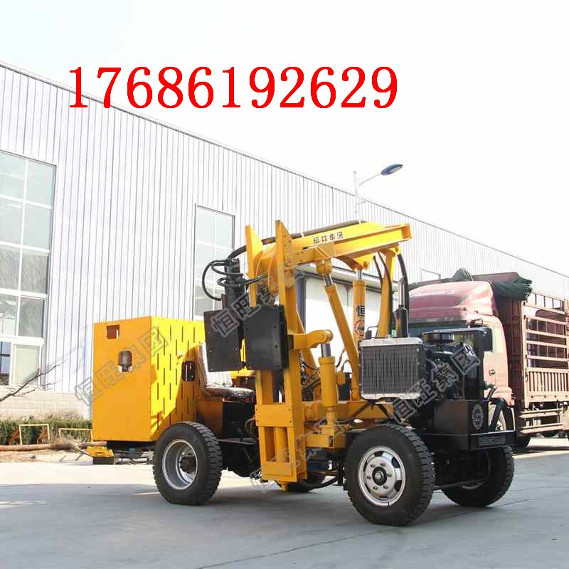 裝載式護(hù)欄打樁機(jī)高速公路護(hù)欄打樁機(jī)鏟車改裝一體機(jī)鉆孔打樁機(jī)