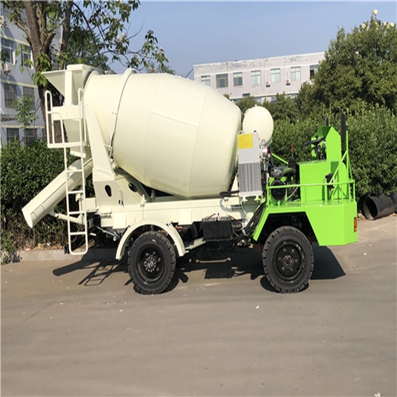 多功能混凝土攪拌車 2方自上料攪拌車 攪拌運(yùn)輸車