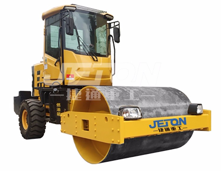 濟(jì)寧6噸座駕式單鋼輪小型座駕式壓路機(jī)價(jià)格優(yōu)惠