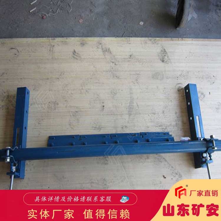 質量好 結構緊湊 配制合理 P型合金橡膠清掃器