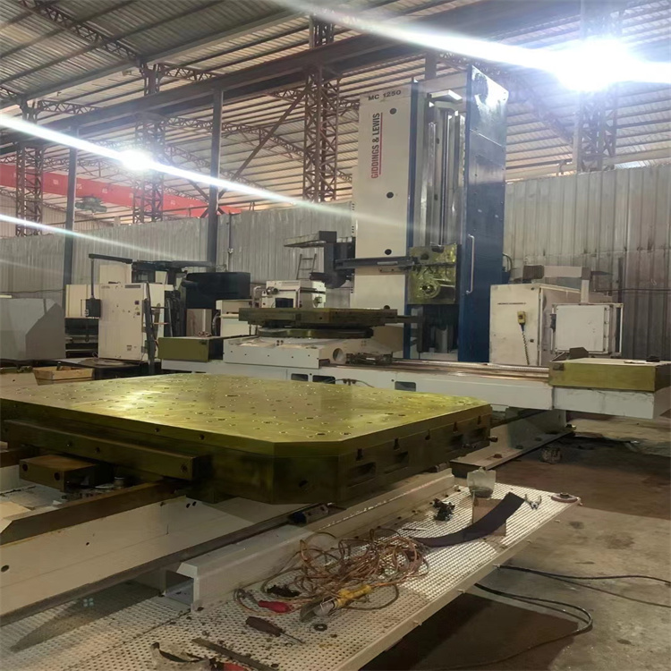 二手九成新吉丁斯&路易斯數(shù)控臥式鏜床 MC 1250