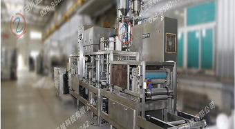 出售8成新杭州中亞灌裝機