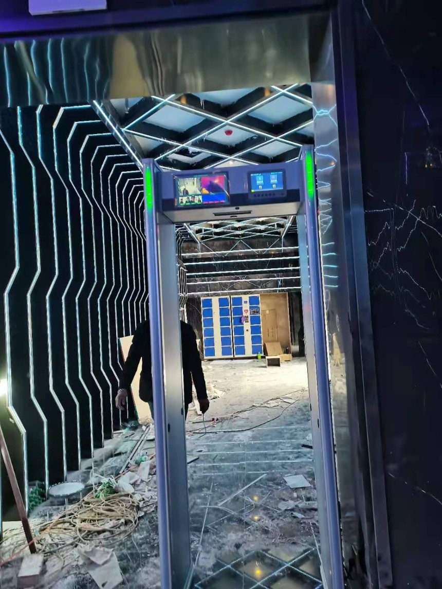 廣西酒吧測(cè)溫門(mén) 重慶機(jī)場(chǎng)測(cè)溫門(mén) 福建地鐵測(cè)溫門(mén)瓊玖探測(cè)