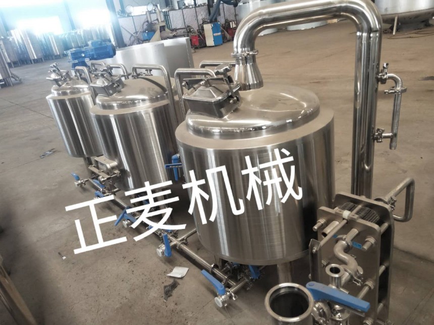 出售：山東正麥各種型號啤酒設(shè)備