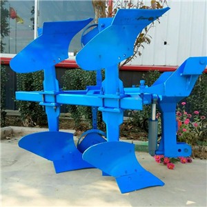 慶陽(yáng)懸掛式液壓翻轉(zhuǎn)犁     530液壓翻轉(zhuǎn)犁圖片