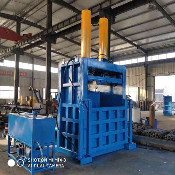 遼寧優(yōu)質(zhì)液壓打包機銷售             廢紙塑料壓塊機